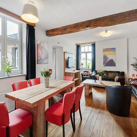 Vakantiehuis Cozy In With Terrace