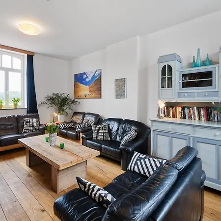 Vakantiehuis Cozy In With Terrace Bemelen