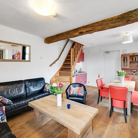 Cozy In With Terrace Holiday home Bemelen