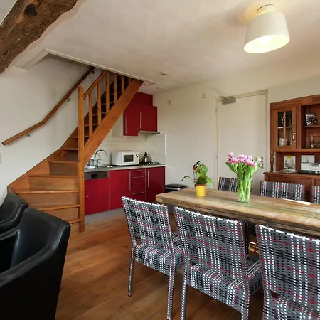 Cozy In With Terrace Bemelen