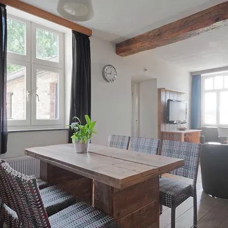 Cozy In With Terrace בית נופש